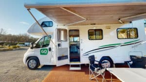 undercover setup 6 berth motorhome