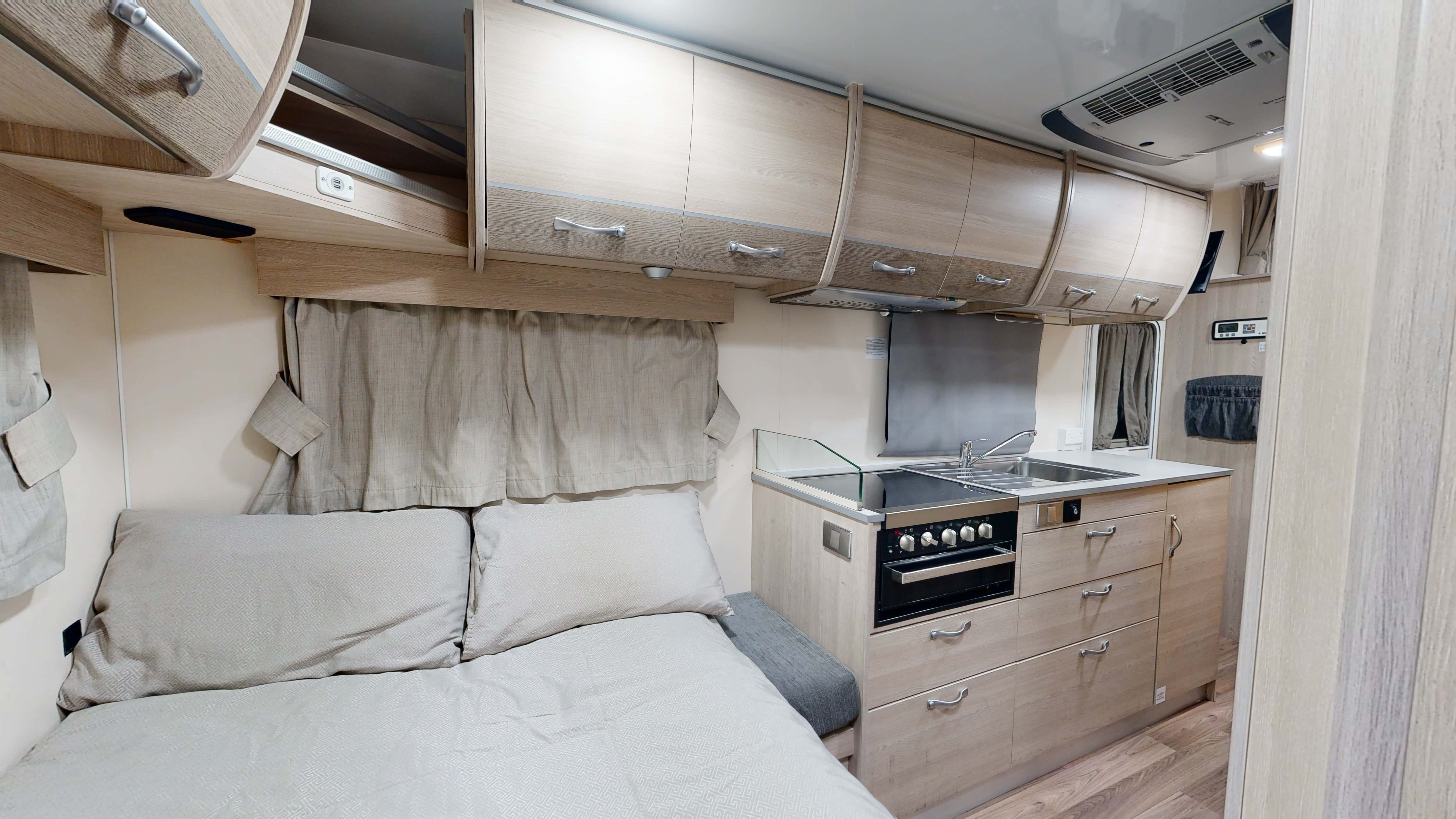 11 GoCheap Henty 4 Berth