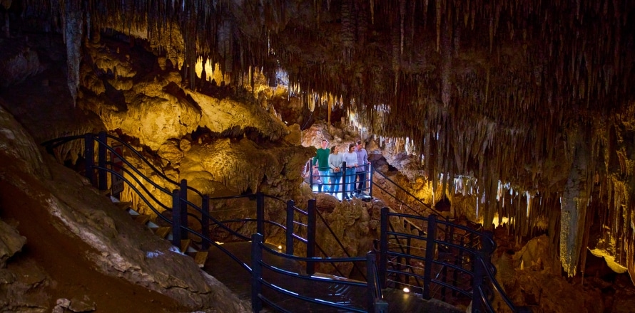 Ngilgi Cave