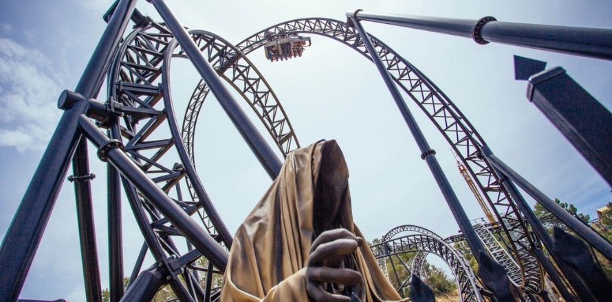 Adventure World Rollercoaster Abyss